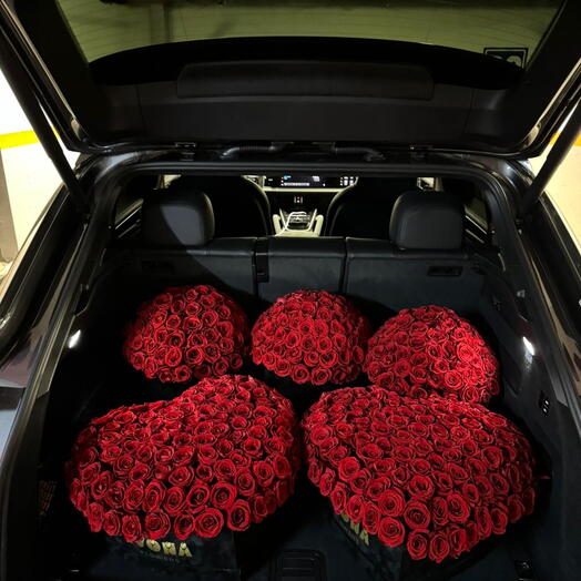 501 red roses