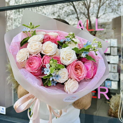 A bouquet of mixed twig roses and oxypetaluma