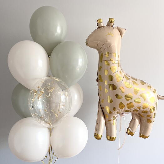 10 balloons and a giraffe