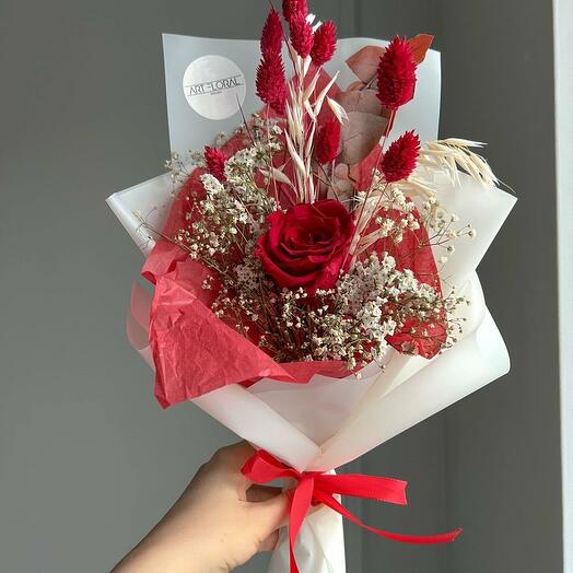 Mini Dried Flower Bouquet "Red"