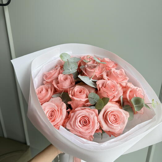 bouquet of pink roses and eucalyptus