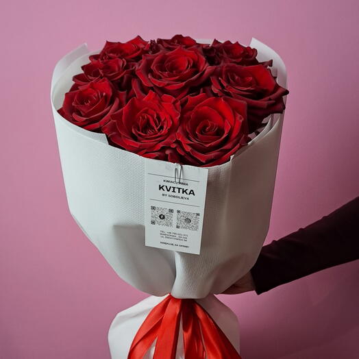 9 red roses