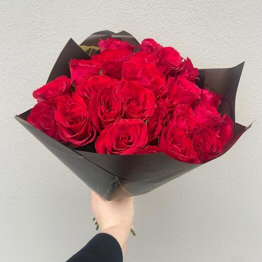25 Madam Red