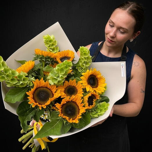 🌻 Radiant Sunshine: Giant Sunflowers   Bells of Ireland Bouquet