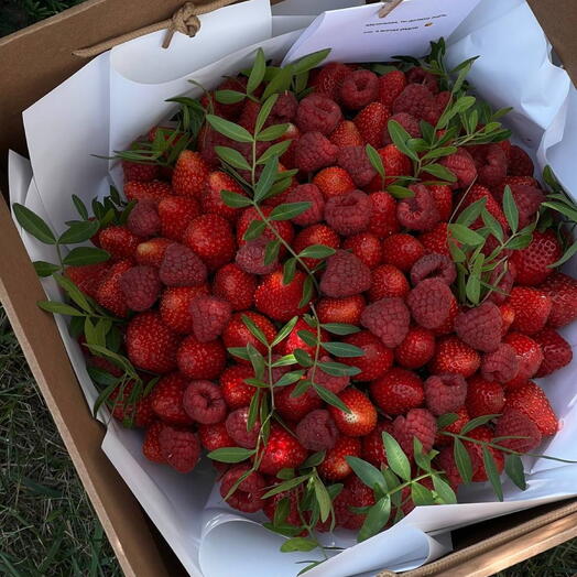 Strawberry bouquet with raspberries