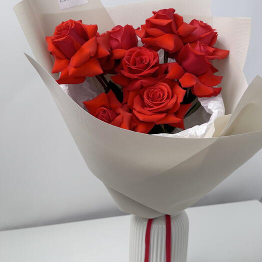 Bouquet of red French roses