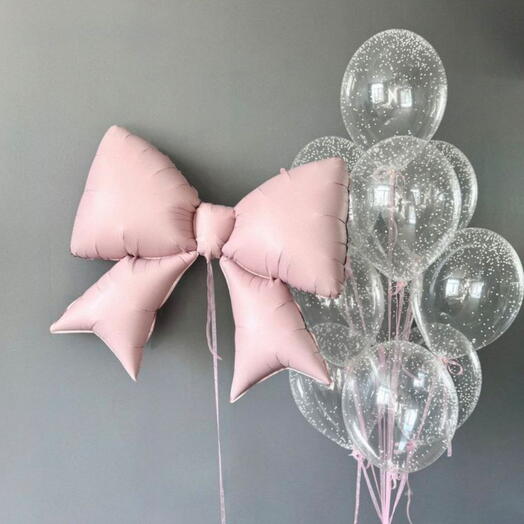 cute birthday balloons with a bow