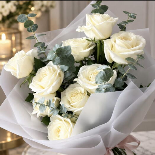 Bouquet of white roses