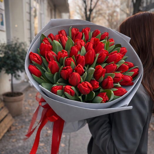 Tulip Bouquet – Red Tulips