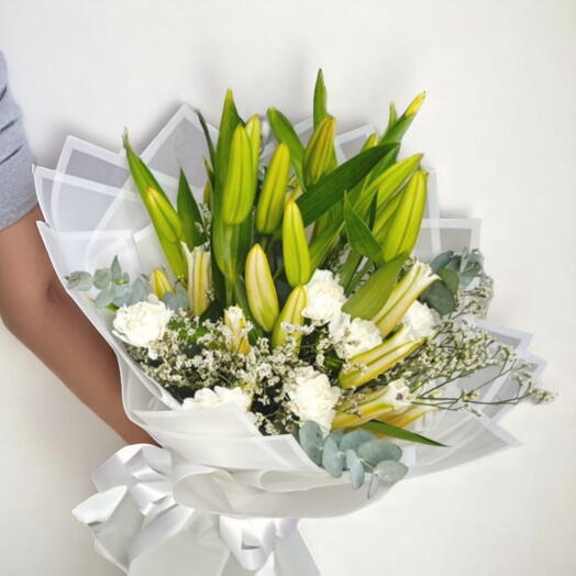 Lilies white bouquet