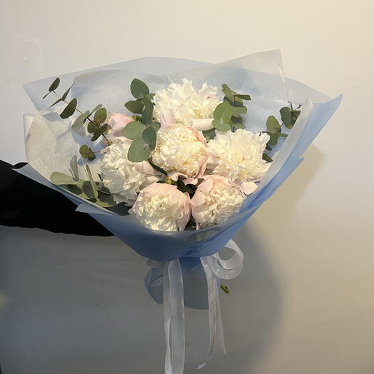 7 peonies