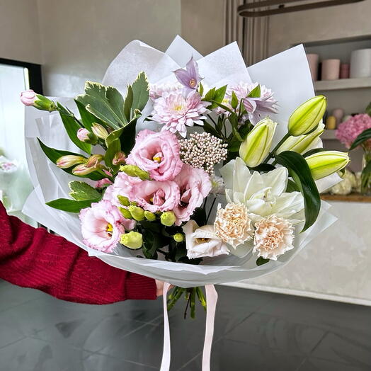 Mixed bouquet with a lily