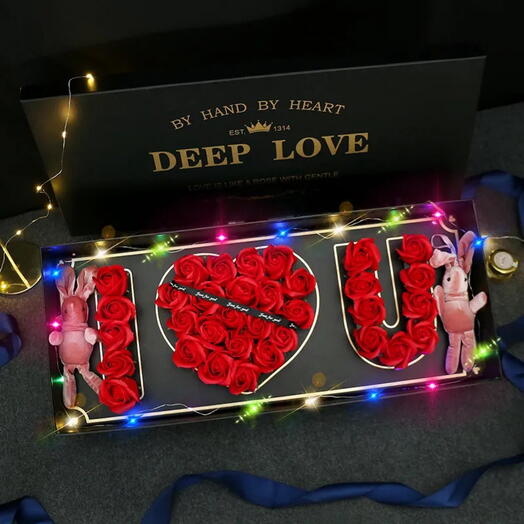 Elegant Red Rose Gift Box with LED Glow – A Timeless Romantic Surprise