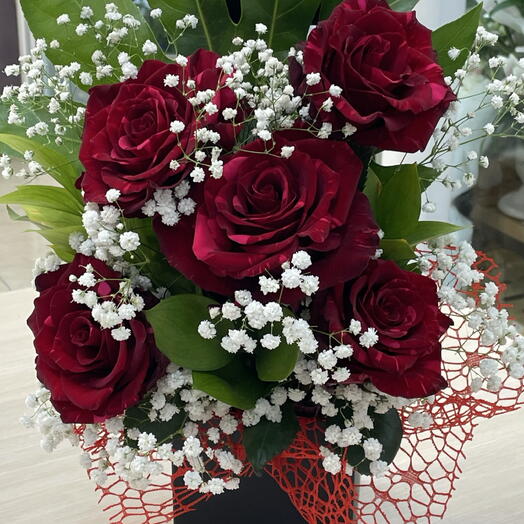 Luxury red rose flower box
