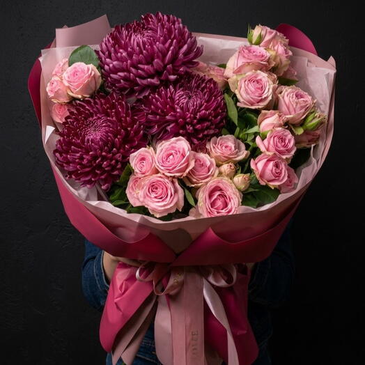 ️💐 Premium Burgundy Chrysanthemum Pink Rose Bouquet