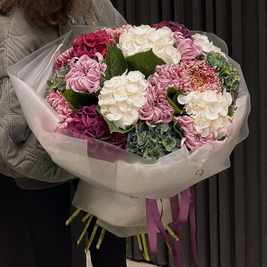 Hortensia con crisantemo