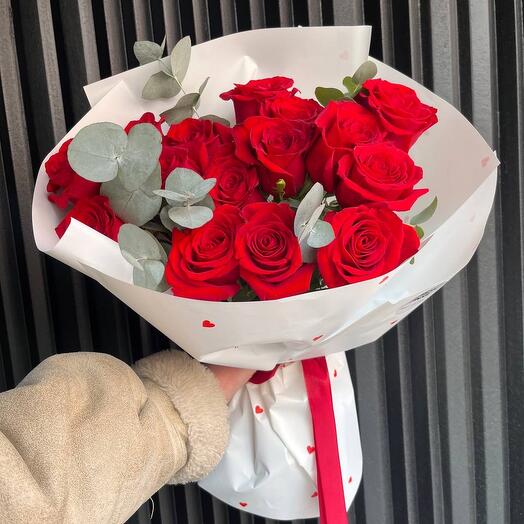 17 roses in hearts