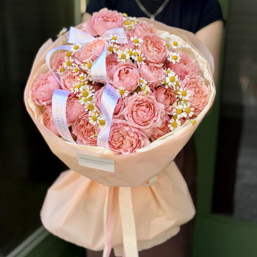 🧡 Peonies, Roses and Daisies