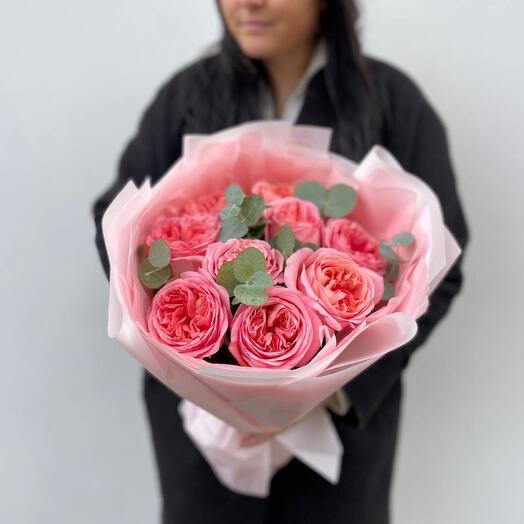 9 Peony roses