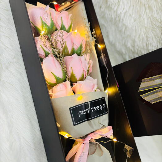 🤍 Elegant Beige Rose Box with LED Lights   Greeting Card 🌟 | 11 Timeless Blooms