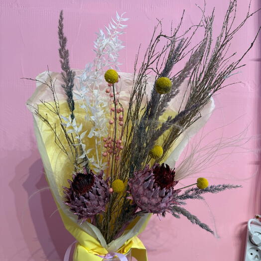 Bouquet of stabilized flowers 01