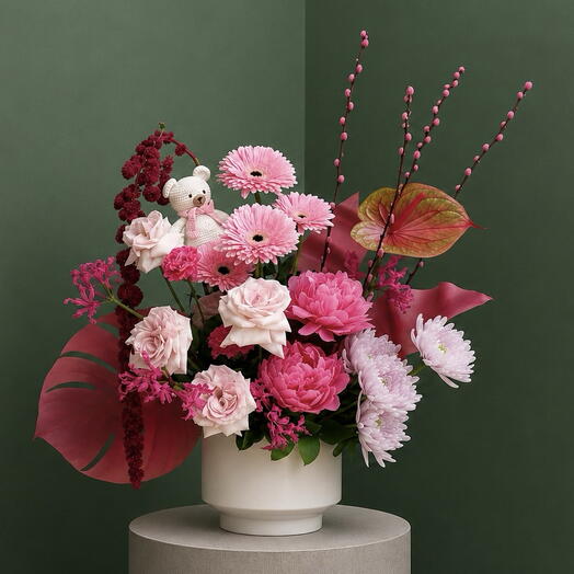 Blushing Teddy Garden