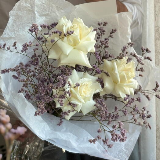 Bouquet 399 [FREE DELIVERY] Rosa Ecuador, Limonium