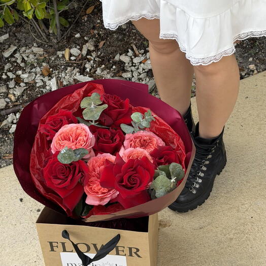 Amour Rose - French Roses, Garden Roses, Eucalyptus
