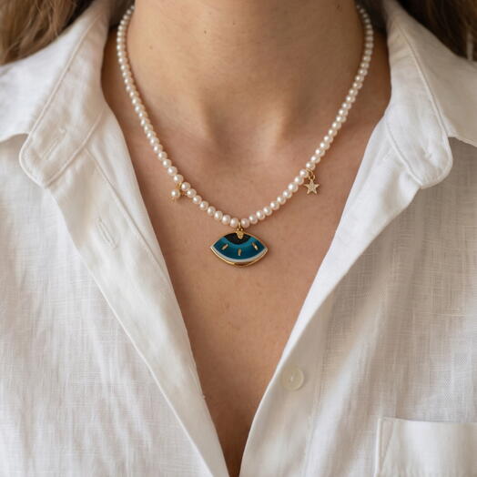 blue eye pearl necklace