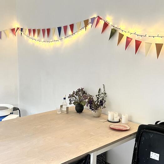 3 hours of hourly coworking at Pottery District Studio