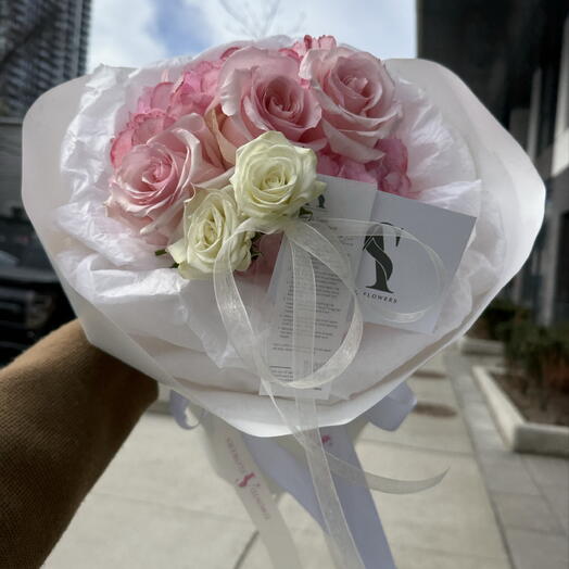 Hydrangeas and Roses Mix Bouquet