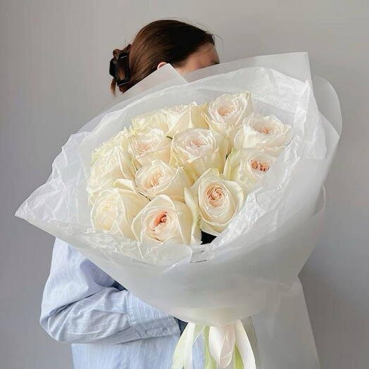13 White Ohara ROSES
