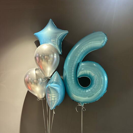 Boy ballons