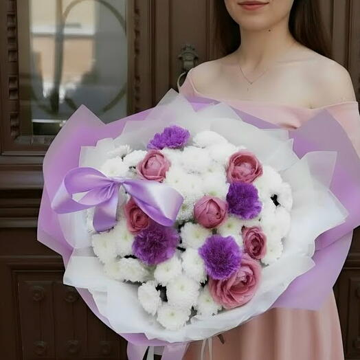 Cinderella Purple - a duet of cherry shrub roses and purple carnations against a backdrop of white chrysanthemums.