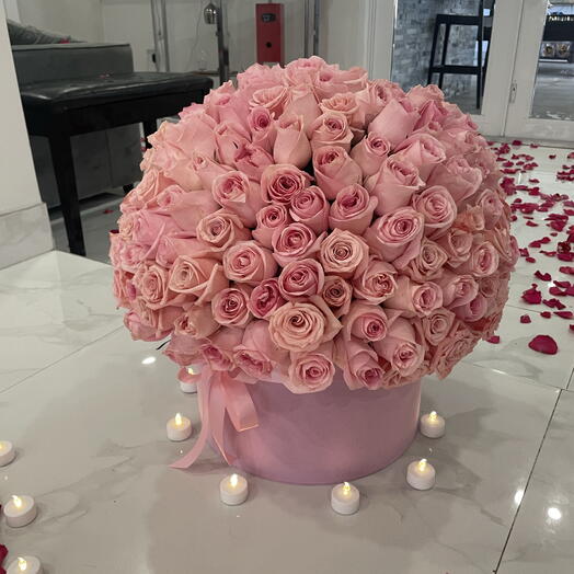 200 roses in box