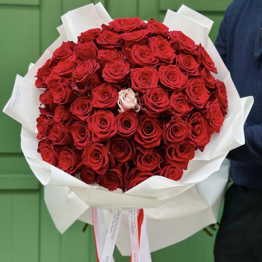🌹 51 Heartbreaking Red Roses