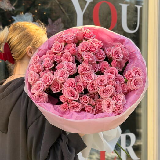 Mono Pink Spray Roses Bouquet 21 stems