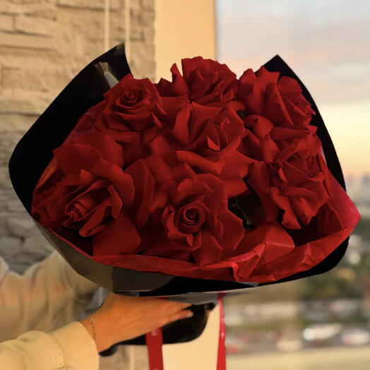 7 French Red Roses