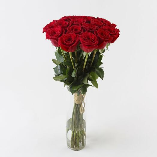 19 red roses