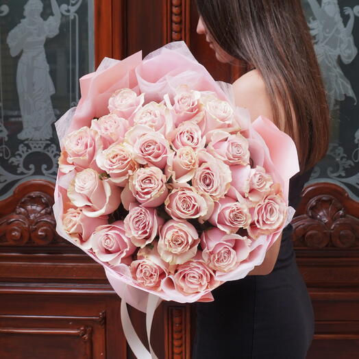 Kleopatra (25 Pink Mondial roses)